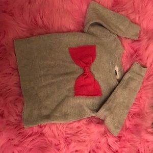 Sweater with bow detail